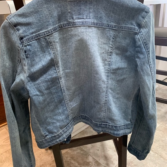 Jean jacket - Picture 2 of 3